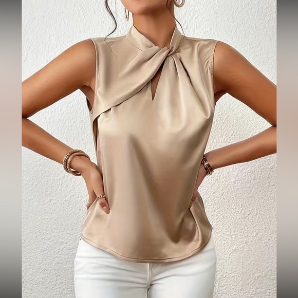 Luxe elegant twist front satin blouse - Picture 6 of 6